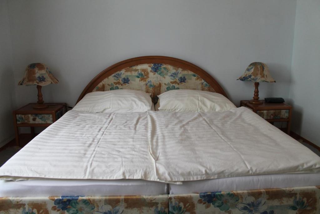 Gasthof Eschau Палфау Стая снимка